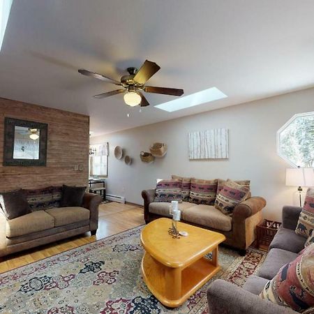 1729_Arborway Villa Colorado Springs Exterior photo